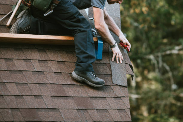 Best Flat Roof Repair Services  in Clinton, WA